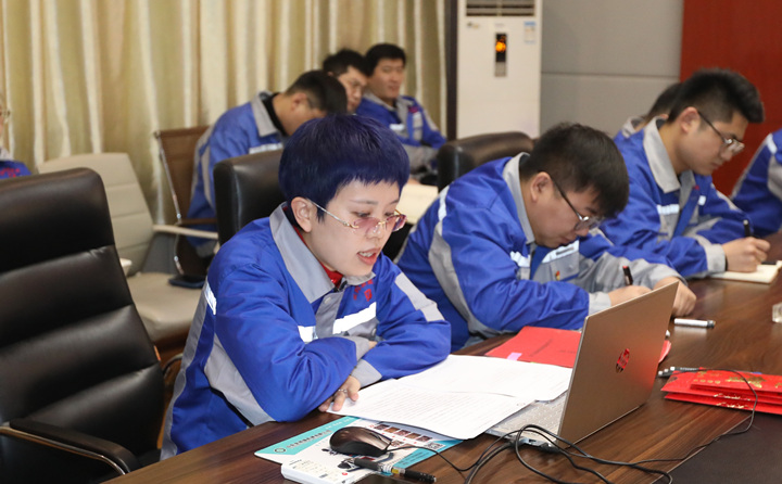 不忘初心，方得始終。辦公室主任李昌鳳提出2023年度營(yíng)銷工作計(jì)劃與重點(diǎn).jpg