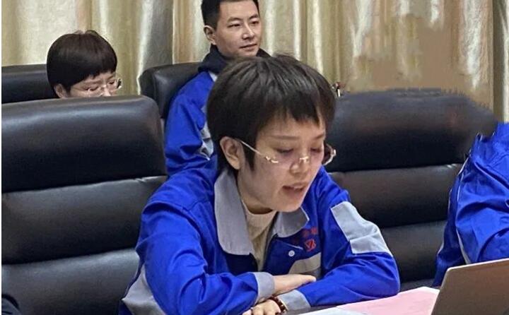 營銷中心主任李昌鳳從2024年重點(diǎn)工作介紹為始，分別從研發(fā)、營銷、售后及宣傳等方面，詳盡介紹了2024年的發(fā)展規(guī)劃.jpg